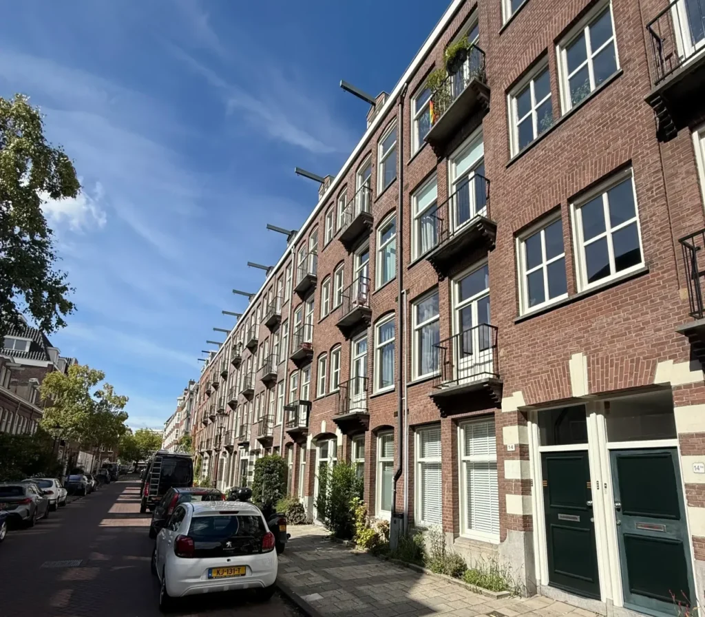 Woning aan de Derde Schinkelstraat in Amsterdam begeleid in het volledige vergunningsproces
